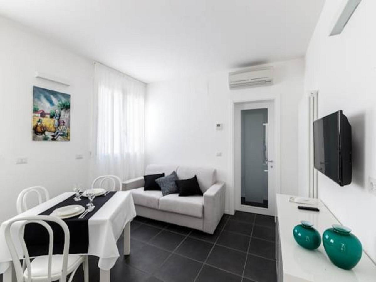 Residence Giardino Riccione Luaran gambar